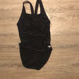 Girls size 12/28 Black speedo. EUC.